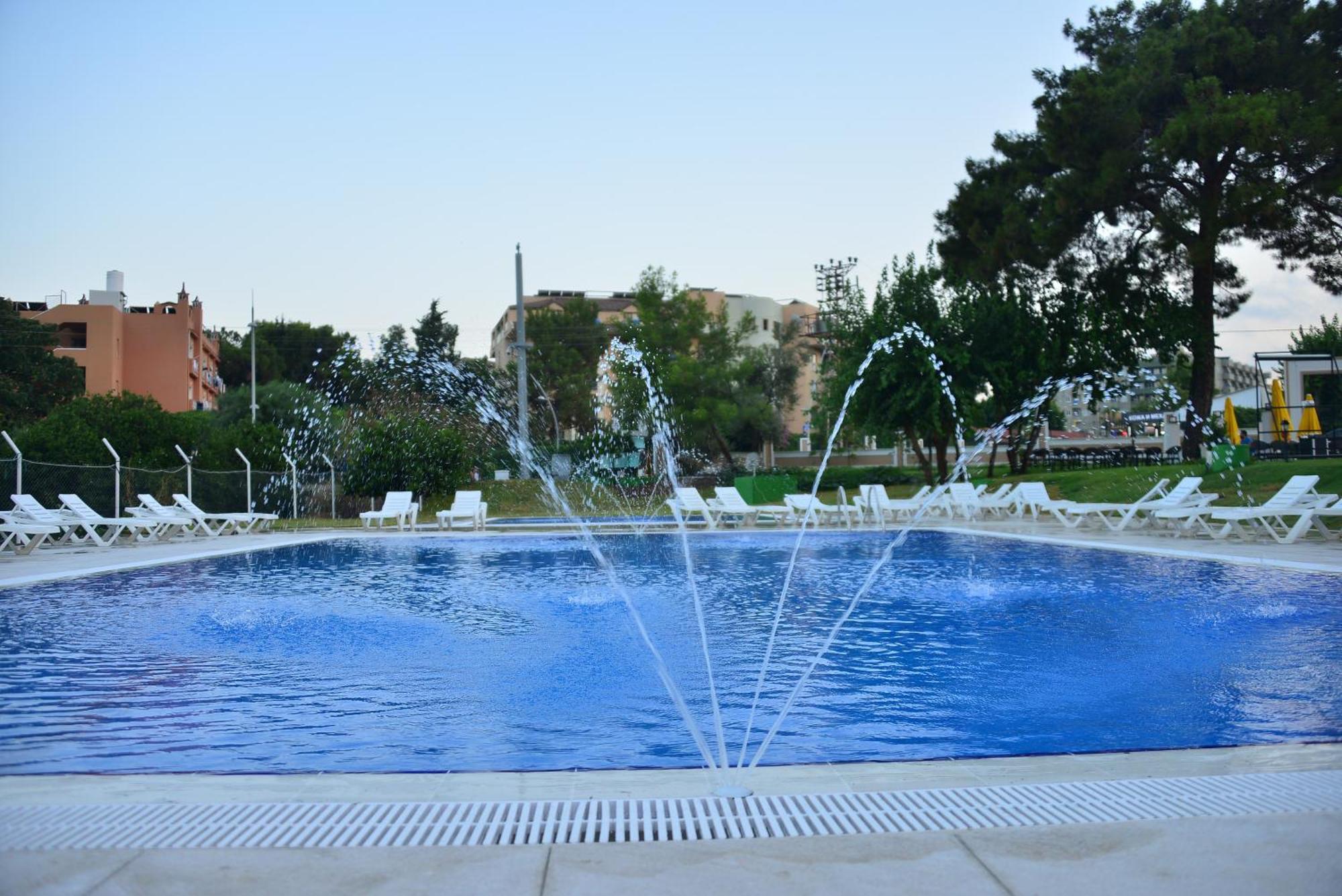 Dream Town Hotel&Restaurant Кемер Екстер'єр фото